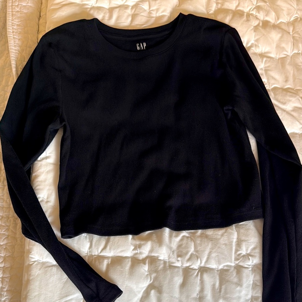 Gap ribbed NWOT long sleeve cropped tee 19in